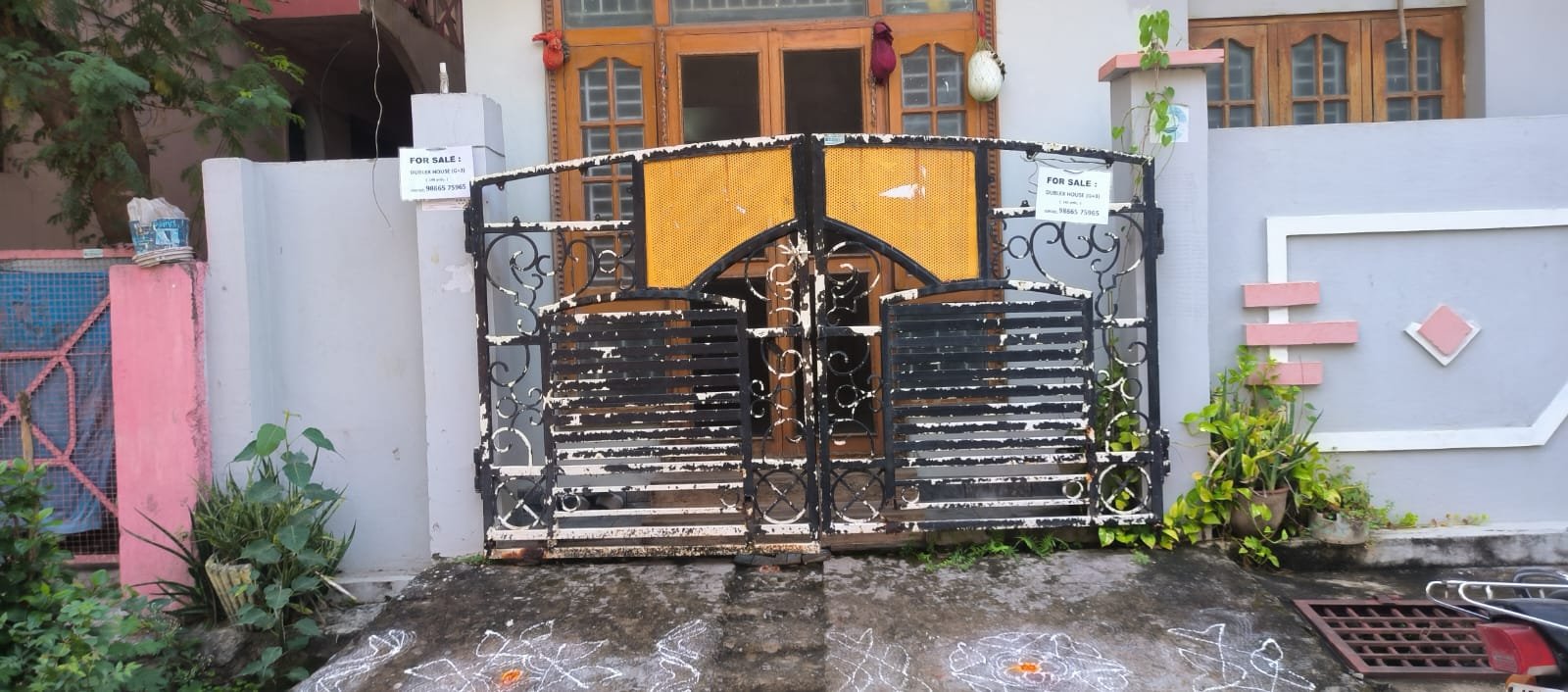 Sale for Indipendent duplex house