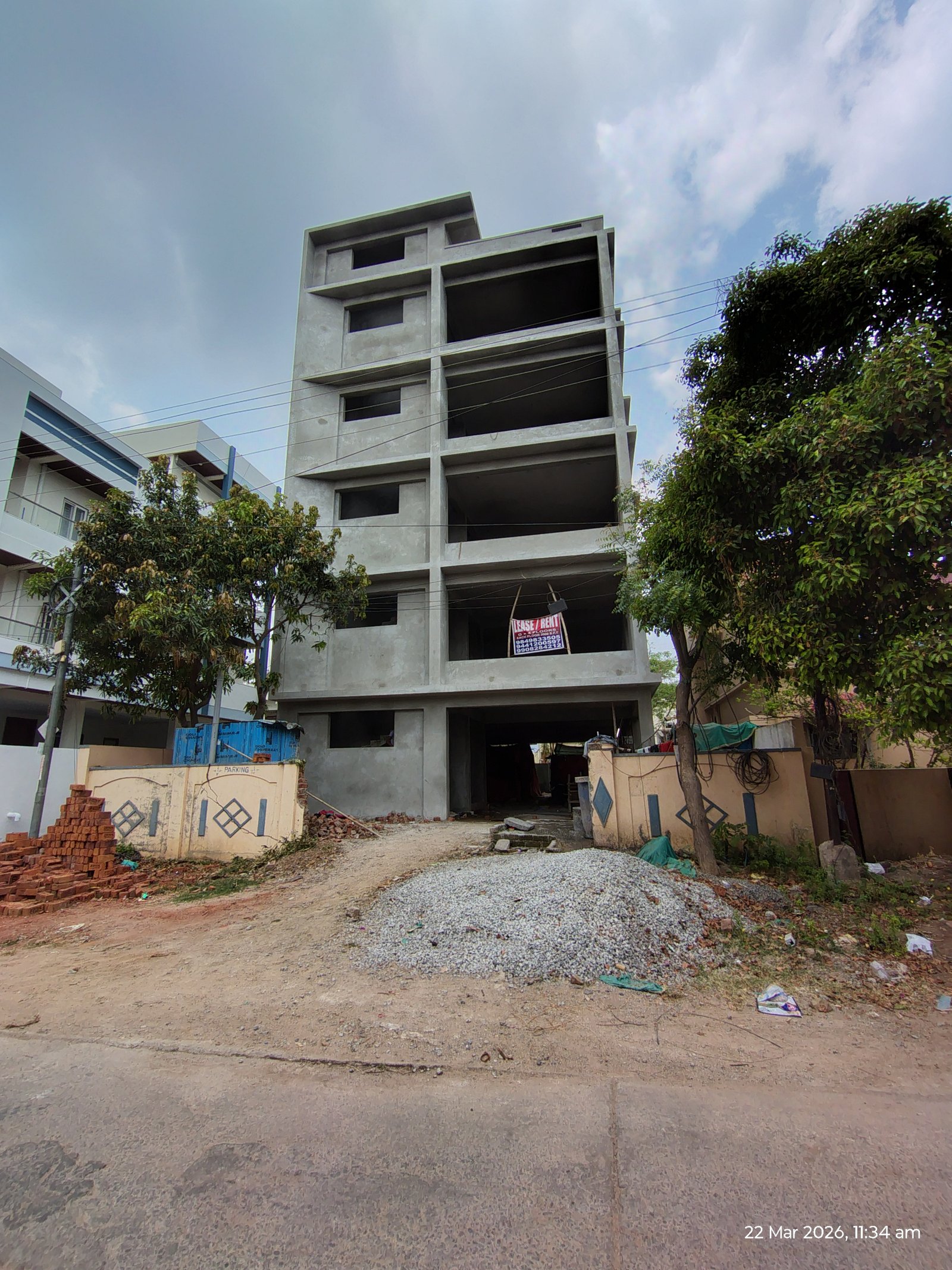TO-LET FOR COMMERCIAL G+4 BUILDING