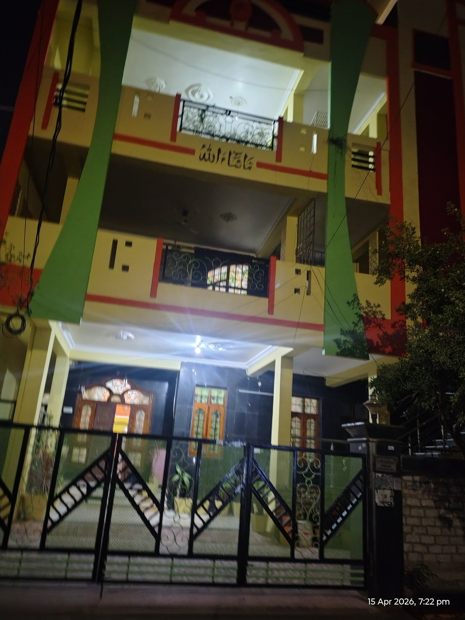 TOLET  3 BHK FOR FAMILY