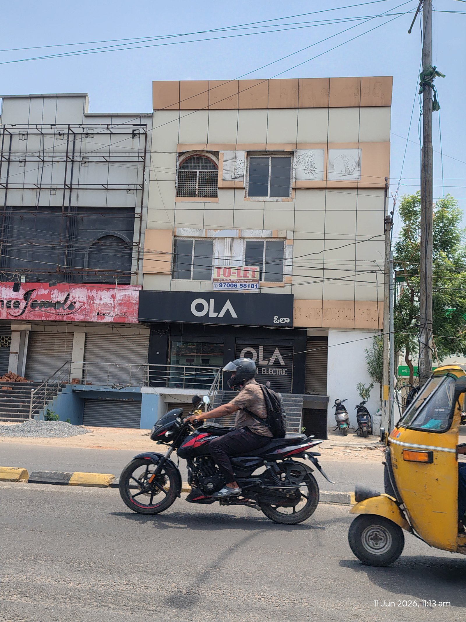 Rent for commercial Building