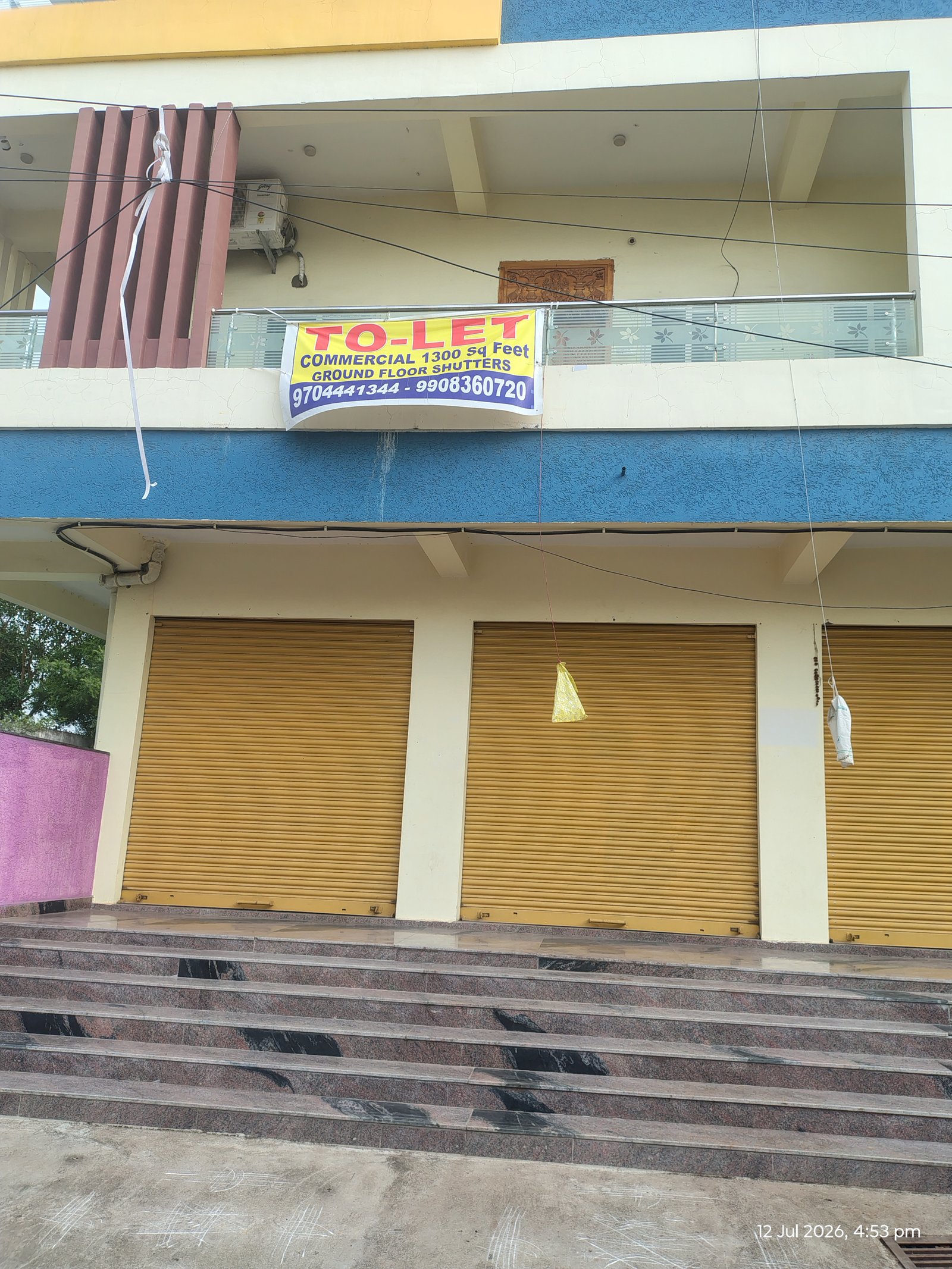 To-Let for commercial shutter